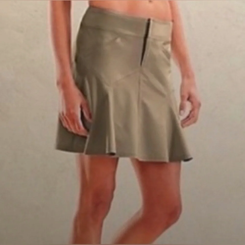 Athleta Olive Green Hiking Travel Skirt | 14